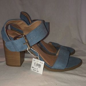 NWT Brash Light Blue Suede Open Toe Block Heel Size 9 Women’s